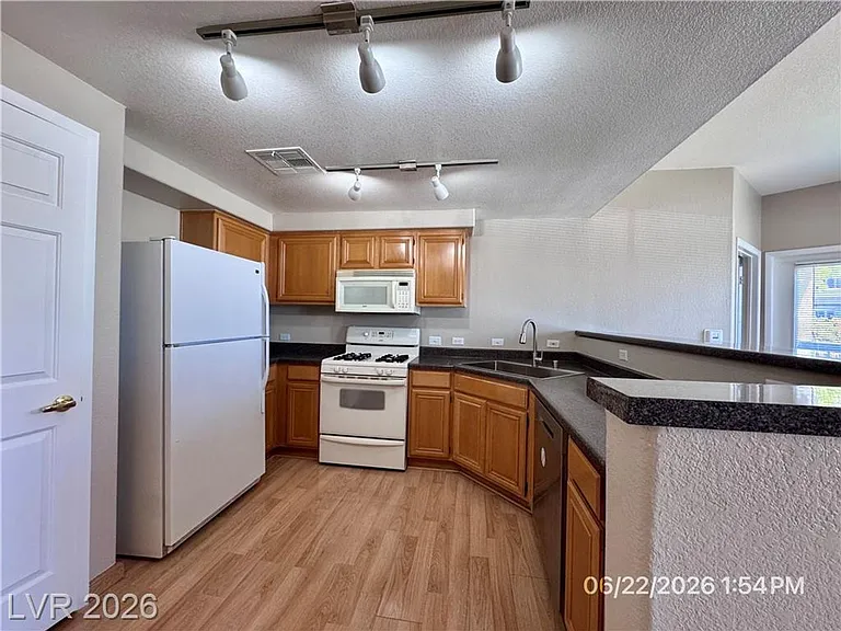 10245 S Maryland Pkwy #132-19 — Photo 7