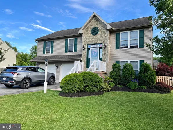 812 7th Ave, Parkesburg, PA 19365