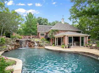 9972 Old Warson Rd, Saint Louis, MO 63124