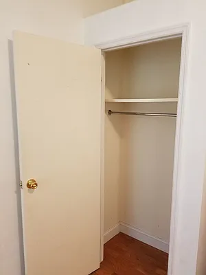 Rented by Space Link Realty | media 10