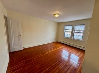 22-30 26th St #2A, Astoria, NY 11105