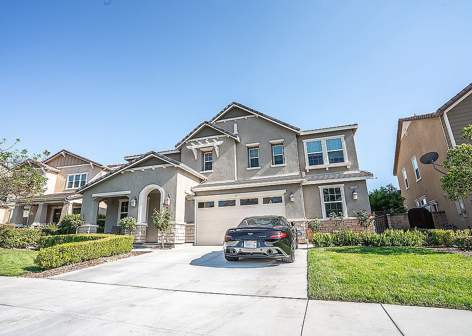 1st image of 22380 Driftwood Ct