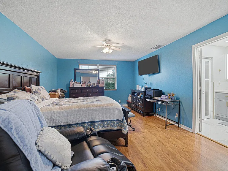 6466 Buena Vista Dr #6466 — Photo 22