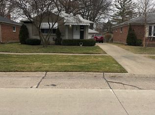 515 Redruth Ave, Clawson, MI 48017