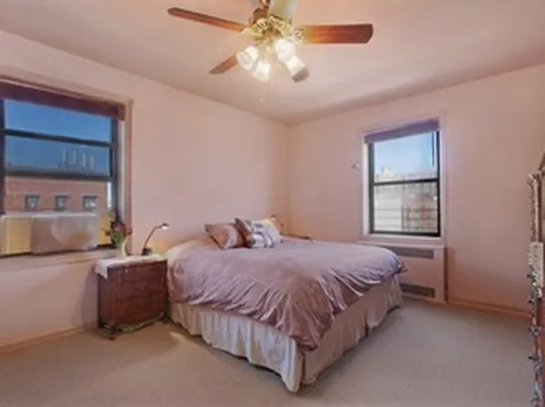 909 East 29th Street image 1 of 8