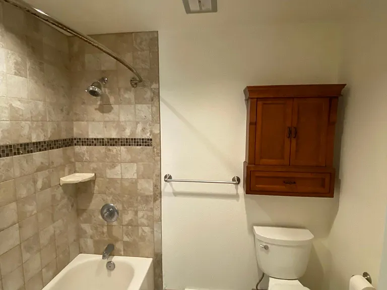 1535 Bradley Dr — Photo 35