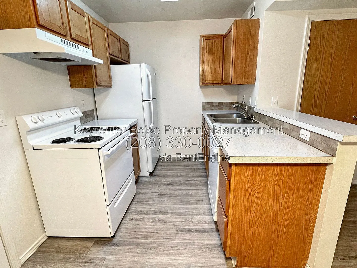 2 bed, 1.0 bath, 847 sqft, $1,350 — Photo 3