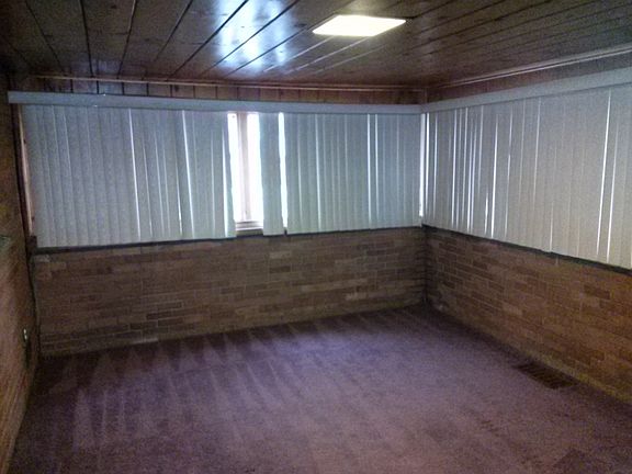 4th image of 20847 Orangelawn St