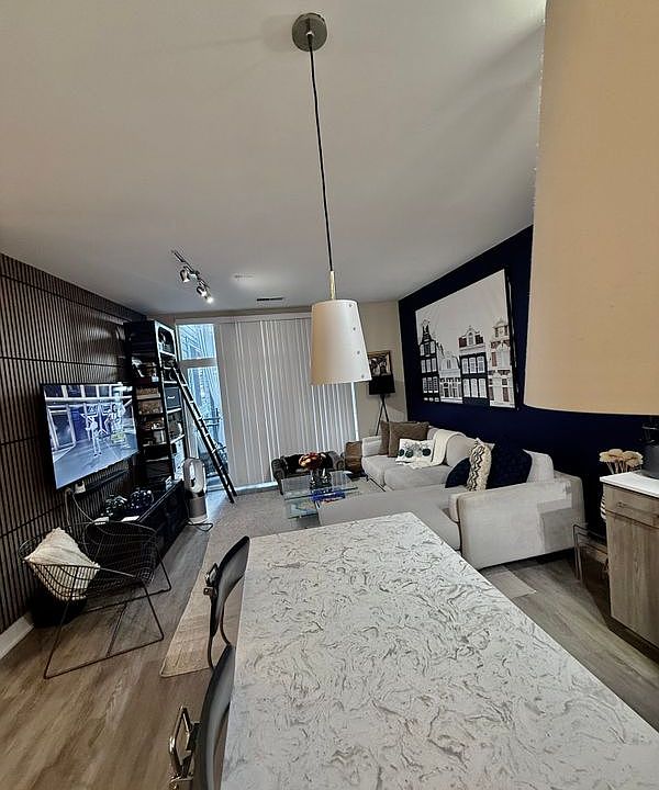2nd image of 145 Riverhaven Dr Unit 226