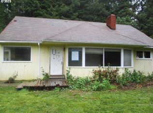 67765 N Bay Rd, North Bend, OR 97459