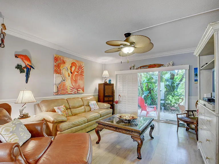 6520 N Ocean Blvd #3 — Photo 11