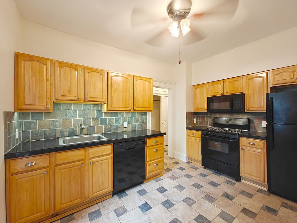 1st image of 40 Prospect St APT 2