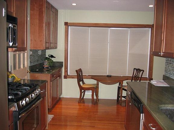 3rd image of 710 Wilson Ave