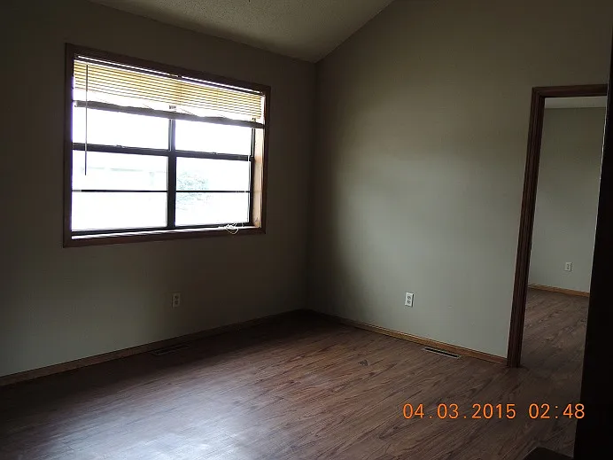 2 bed, 768 sqft, $1,025 — Photo 4