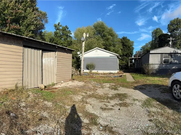 2010 Old East Road NE, Palmyra, IN 47164