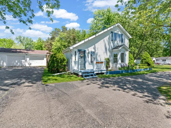 3100 Vincent Rd, North Street, MI 48049