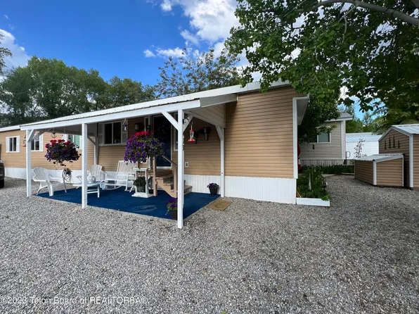 433 Saddleman Dr, Thayne, WY 83127