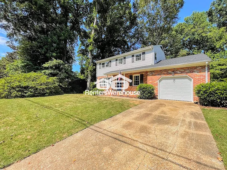 190 Devon Pl — Photo 2