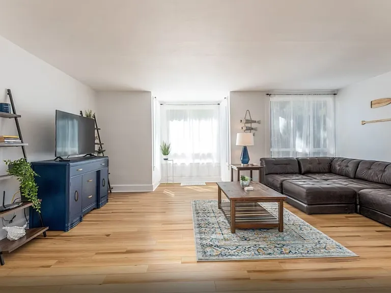103 N Evergreen St — Photo 10