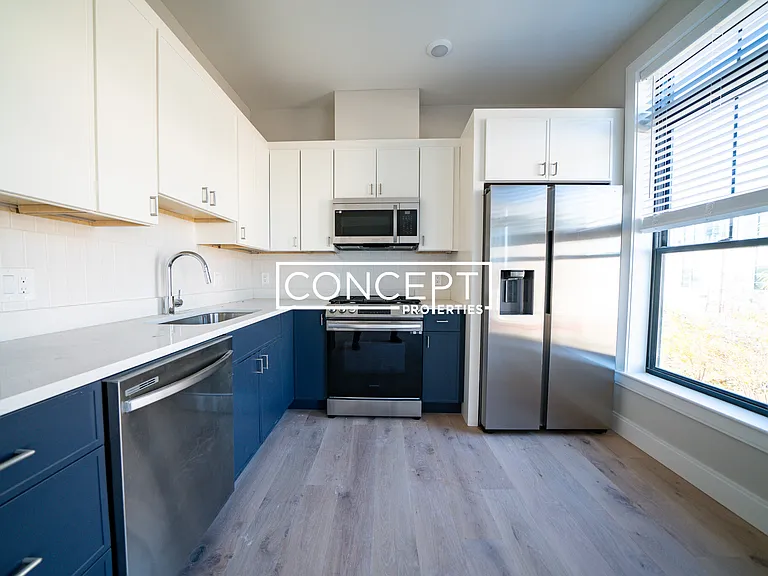 157 Everett St #301 — Photo 13