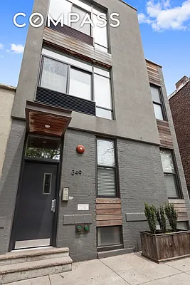 Sold by Compass | media 25