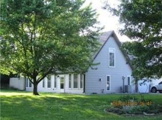 1805 Park Ln, Smithville, MO 64089