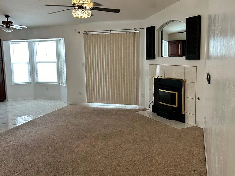 Great family room with fire place