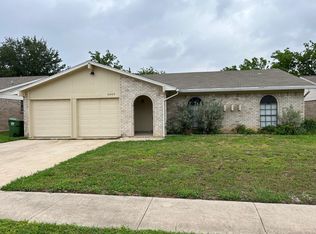 6049 Nanci Dr, Watauga, TX 76148