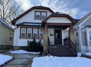 4719 N 30th St, Milwaukee, WI 53209