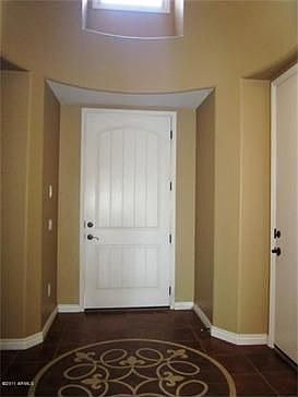 5th image of 935 E Mead Dr