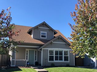 608 McGinnis Cir, Cotati, CA 94931
