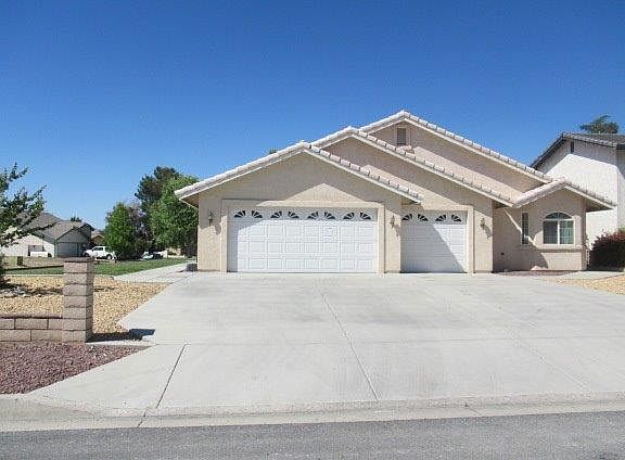 5th image of 13935 Evergreen Ln