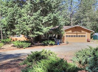 6074 Monument Dr, Grants Pass, OR 97526