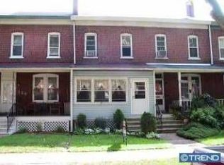 128 3rd Ave, Roebling, NJ 08554