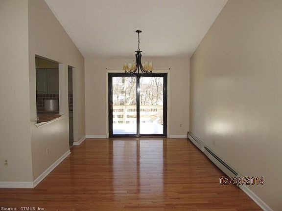 4th image of 43 Bruce Dr