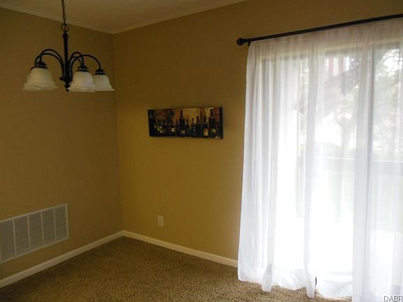 4th image of 4 Eagle Feather Cir