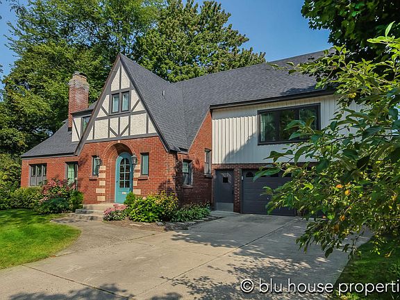 5th image of 2415 Richards Dr SE
