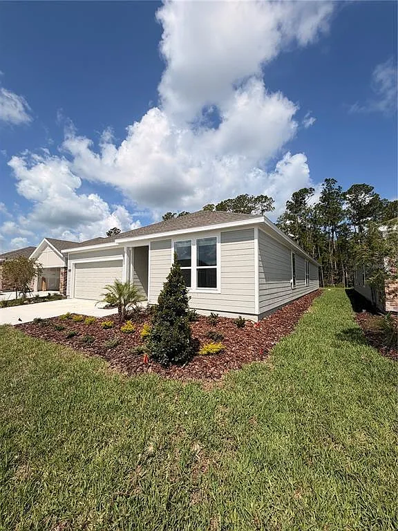 3 bed, 2.0 bath, 1825 sqft, $2,200 — Photo 2