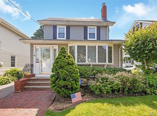69 Vernon Avenue, Rockville Centre, NY 11570
