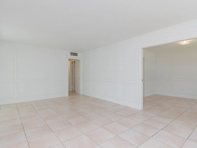 3912 Ponce De Leon Blvd — Photo 18