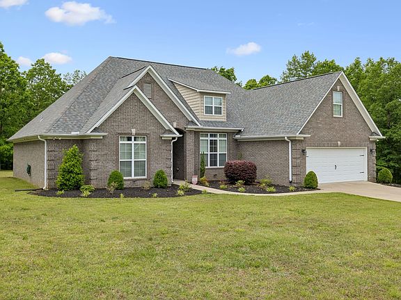 2nd image of 145 Airport Ct