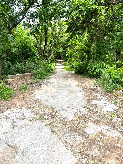 1st image of N Beard St Lot 999