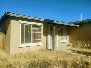 10586 Moorfield Cir, Adelanto, CA 92301