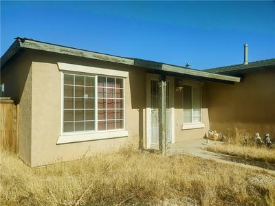 10586 Moorfield Cir, Adelanto, CA, 92301