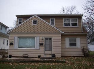 2157 S 95th St, West Allis, WI 53227