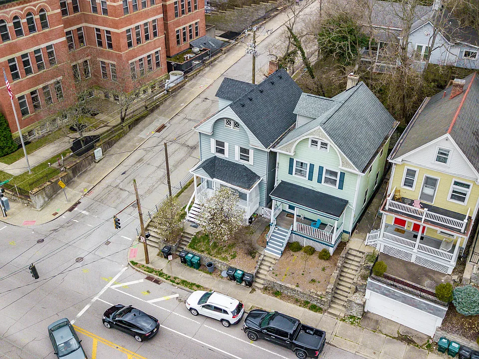 501 Delta Ave
