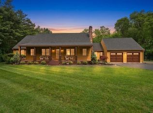 17 Leonard St, Lakeville, MA 02347