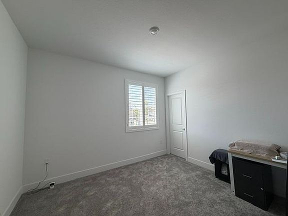 5th image of 300 Birch Ranch Way
