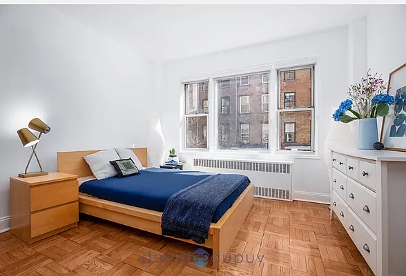 Sold by Douglas Elliman | media 10