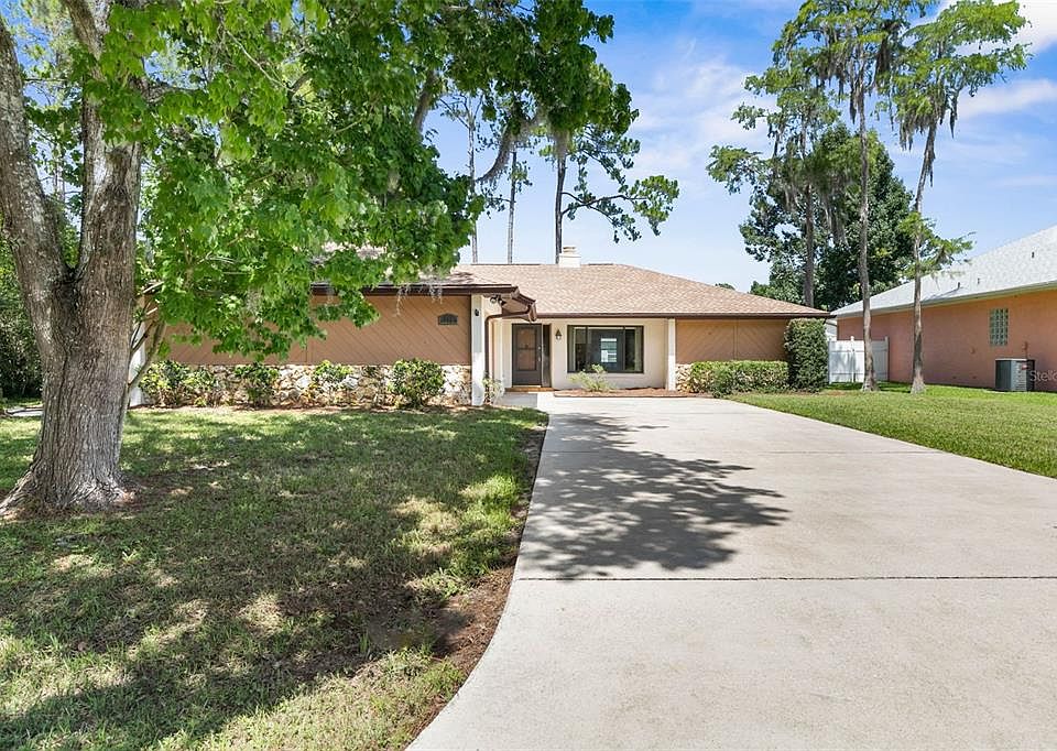 1st image of 100 PALMWOOD DRIVE